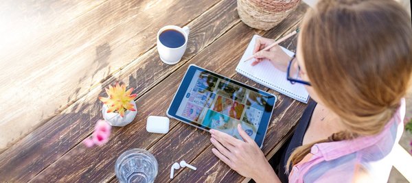 Quelle stratégie de marketing de contenu sur Pinterest est recommandée pour une entreprise de décoration d'intérieur?